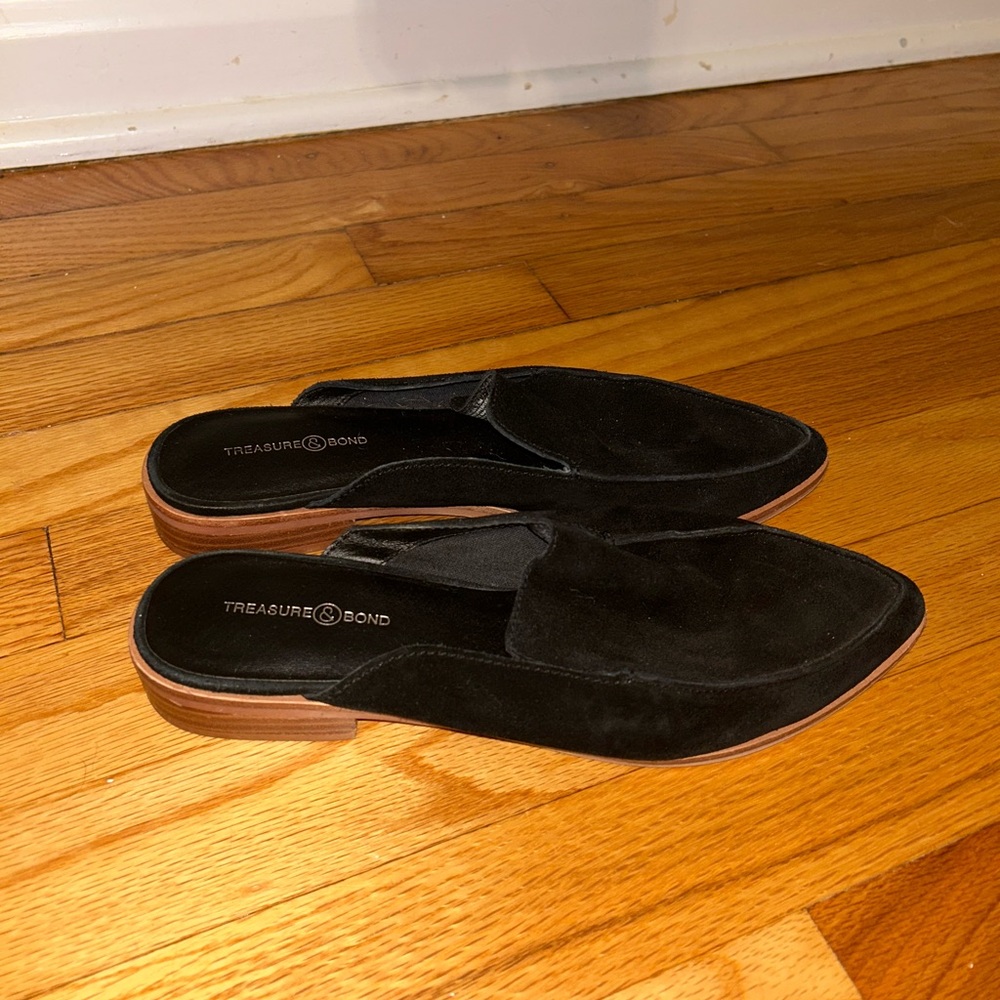 Treasure & Bond black suede mule. Size 7.5